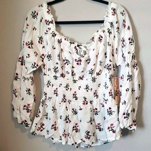 Almost Famous floral blouse